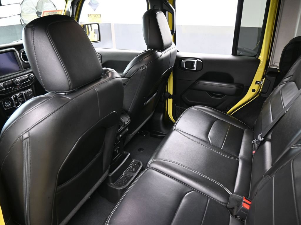 Used 2023 Jeep Wrangler Unlimited Sahara image 36