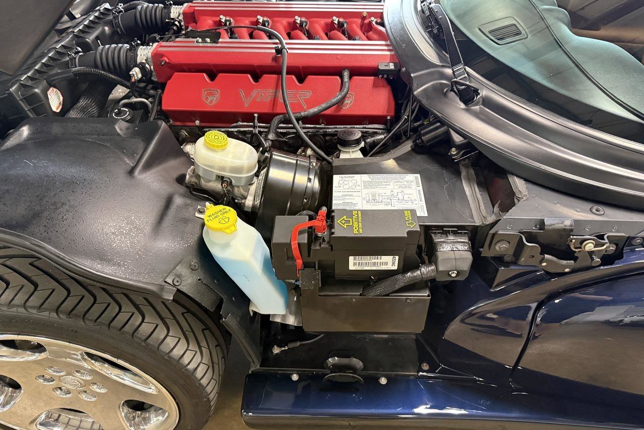 Used 2001 Dodge Viper GTS RWD image 56