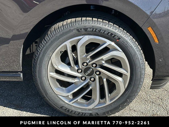 New 2025 Lincoln Navigator Reserve image 12