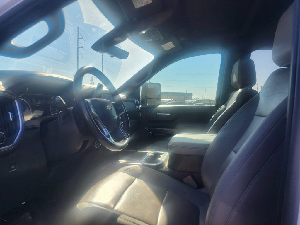 Used 2023 Chevrolet Silverado 3500 LTZ w/ LTZ Convenience Package image 18