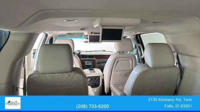 Used 2014 Chevrolet Suburban LTZ AWD/4WD image 32
