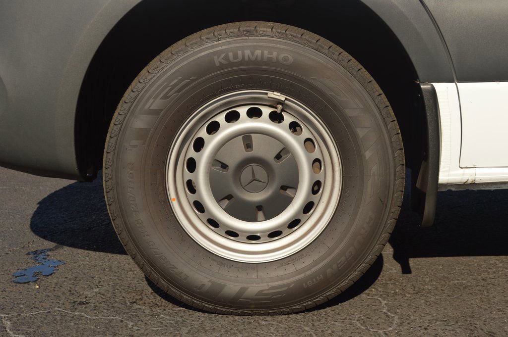 Used 2025 Mercedes-Benz Sprinter 2500 image 17