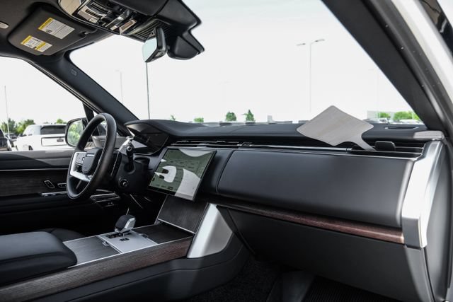 New 2026 Land Rover Range Rover SE AWD/4WD image 15