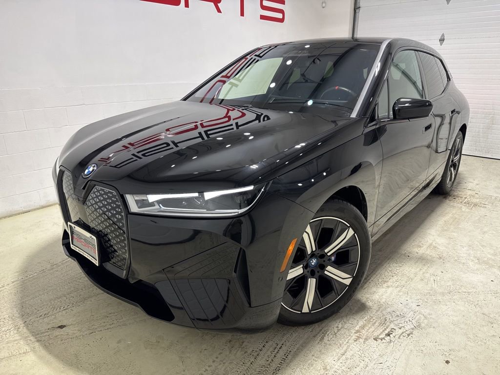 Used 2025 BMW iX M60 image 2