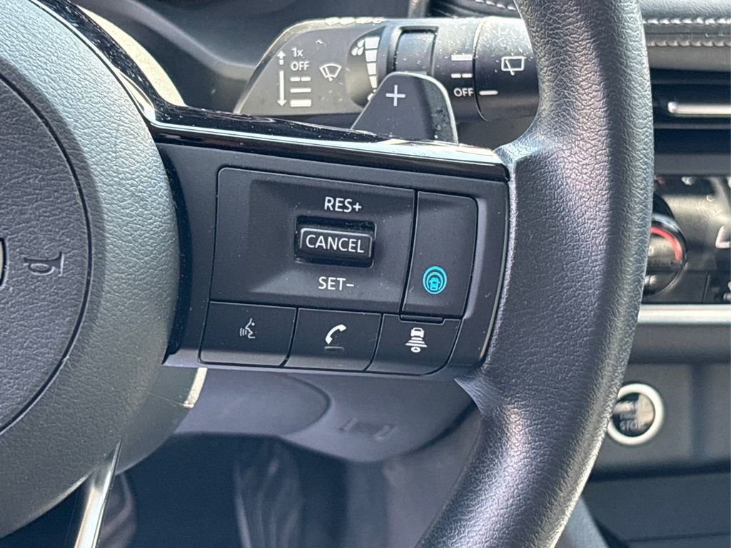 Certified 2023 Nissan Rogue SV image 26
