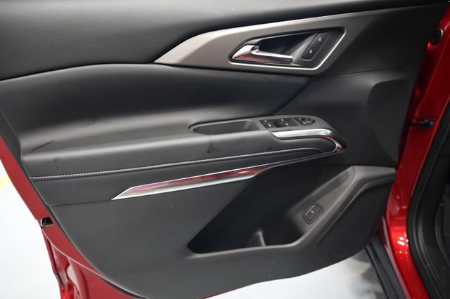 New 2027 Chevrolet Traverse LT w/ Sun and Wheel Package FWD image 27