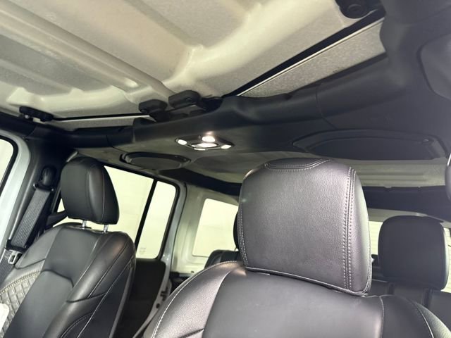 Used 2021 Jeep Wrangler Unlimited Sahara image 12