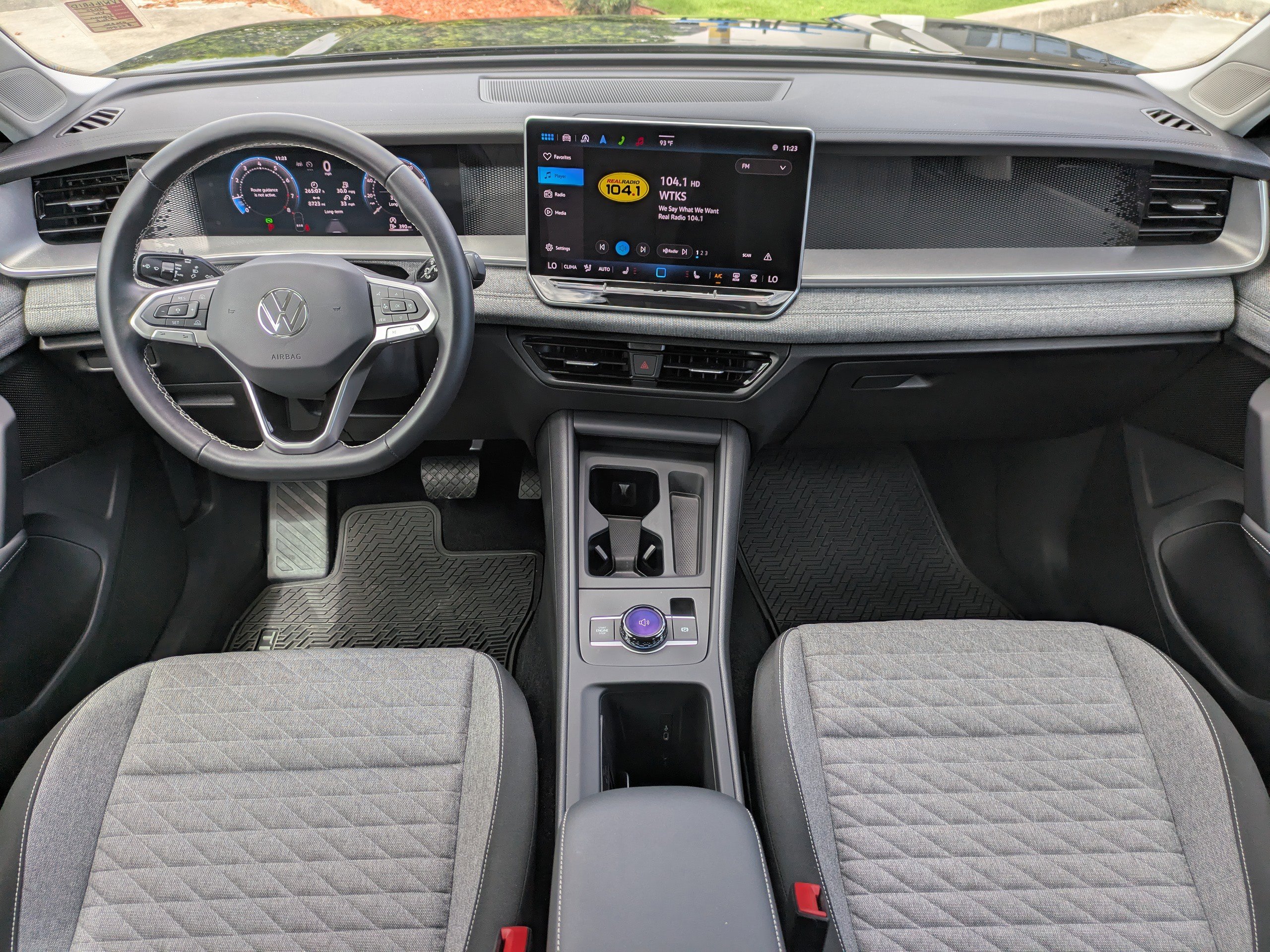 Used 2025 Volkswagen Tiguan S FWD image 15