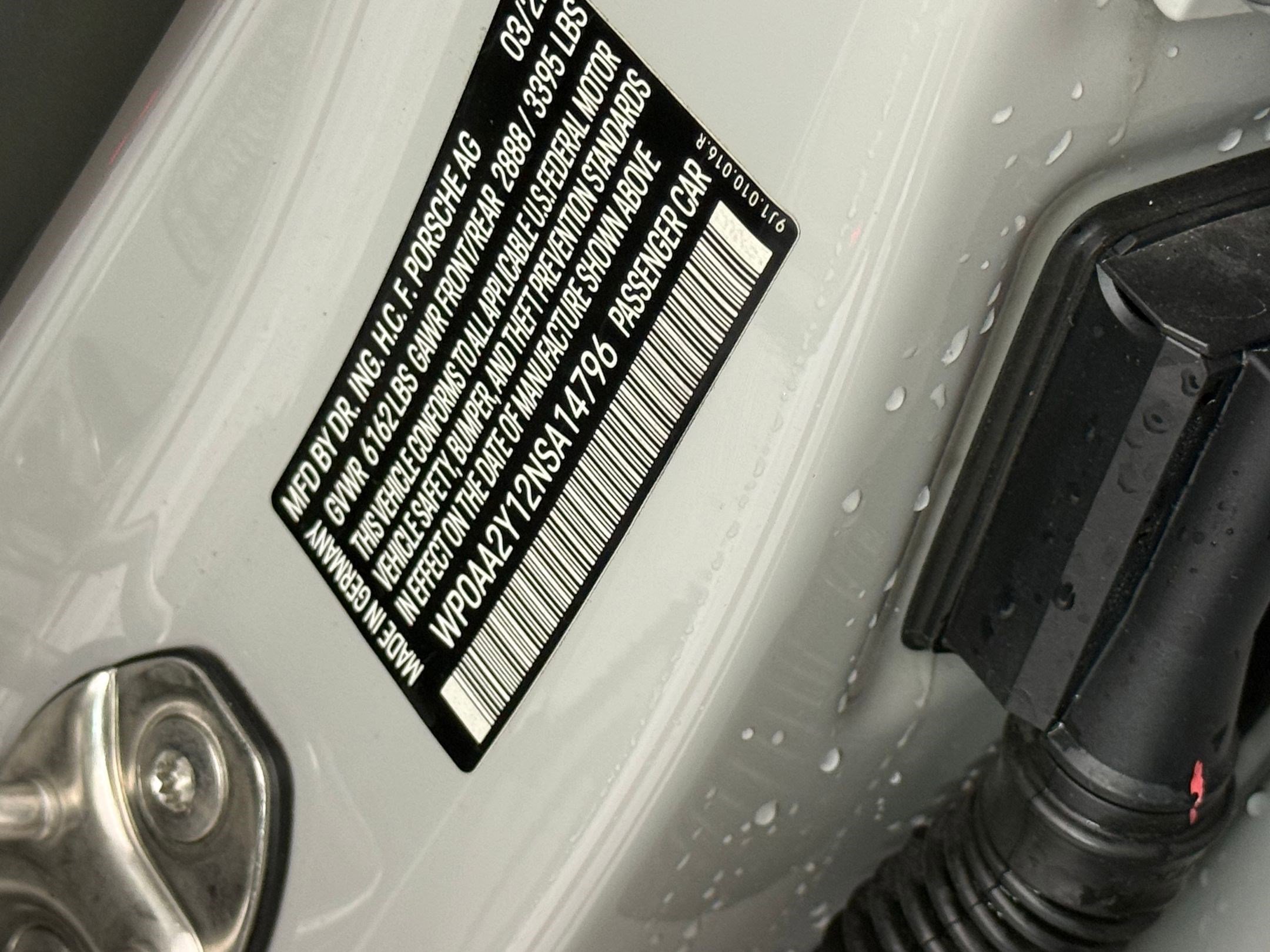 Used 2022 Porsche Taycan image 31