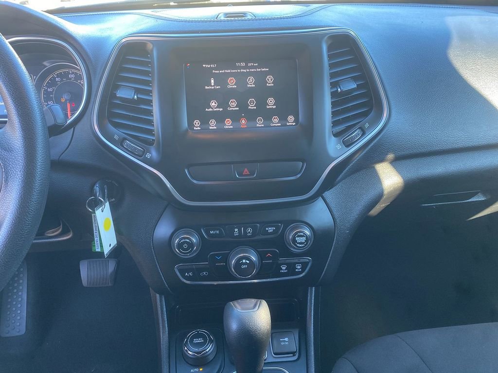 Used 2019 Jeep Cherokee Latitude w/ Popular Appearance Group image 20