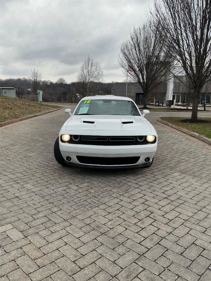 Used 2018 Dodge Challenger R/T RWD image 2
