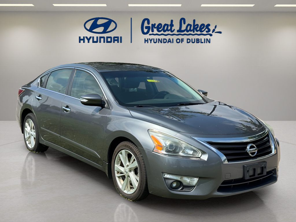 Used 2014 Nissan Altima 2.5 SV w/ Convenience Package FWD image 7