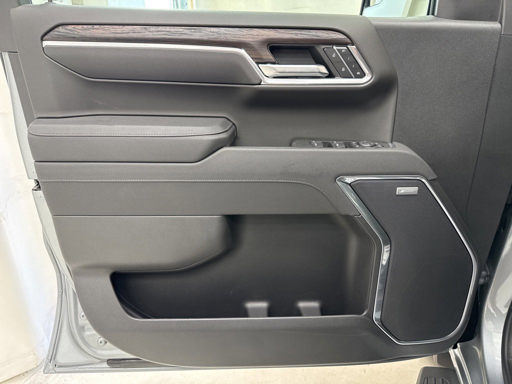 New 2026 GMC Sierra 1500 SLT w/ SLT Premium Package image 15