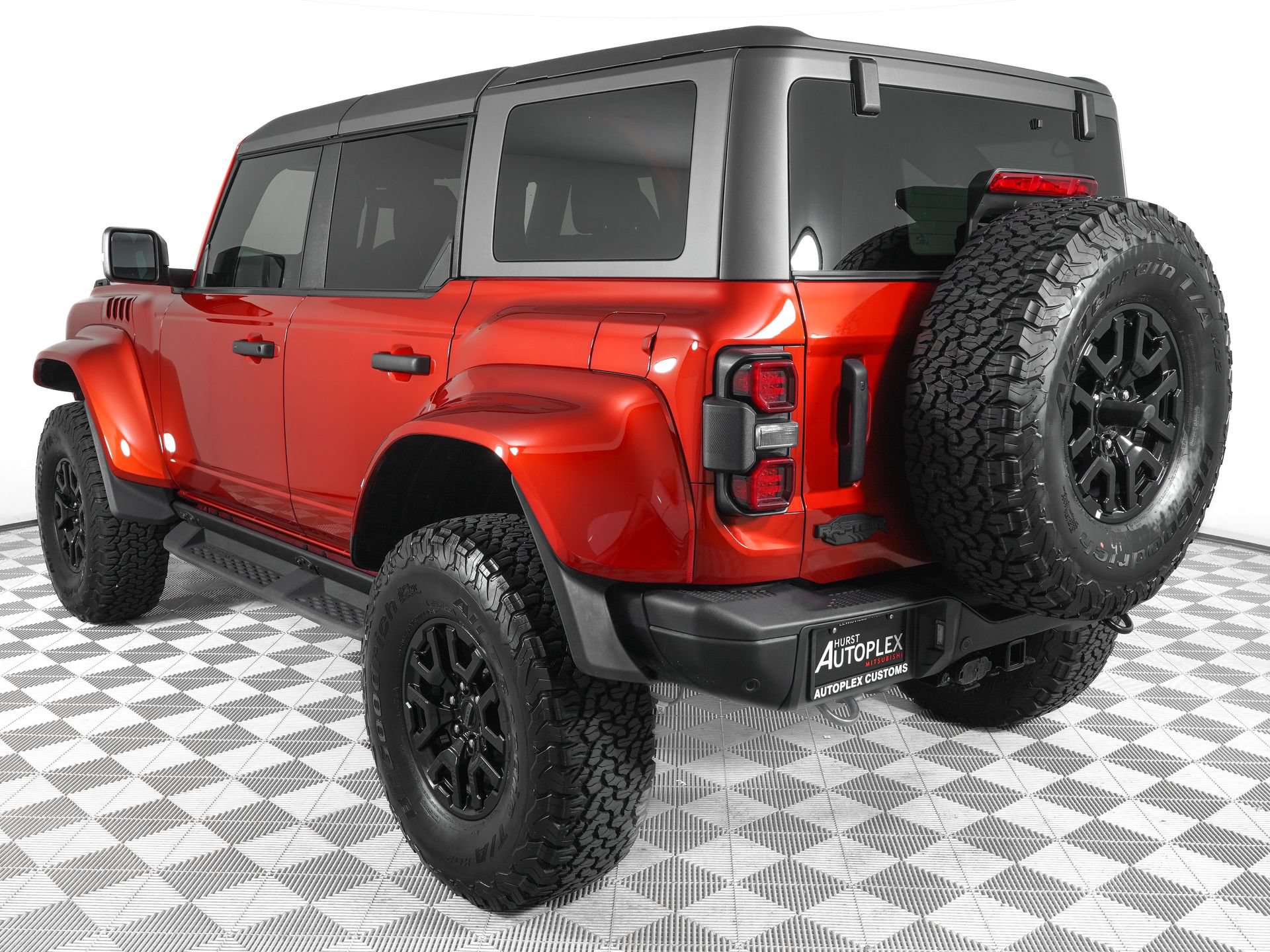 Used 2024 Ford Bronco Raptor w/ Interior Carbon Fiber Pack 6 AWD/4WD image 6