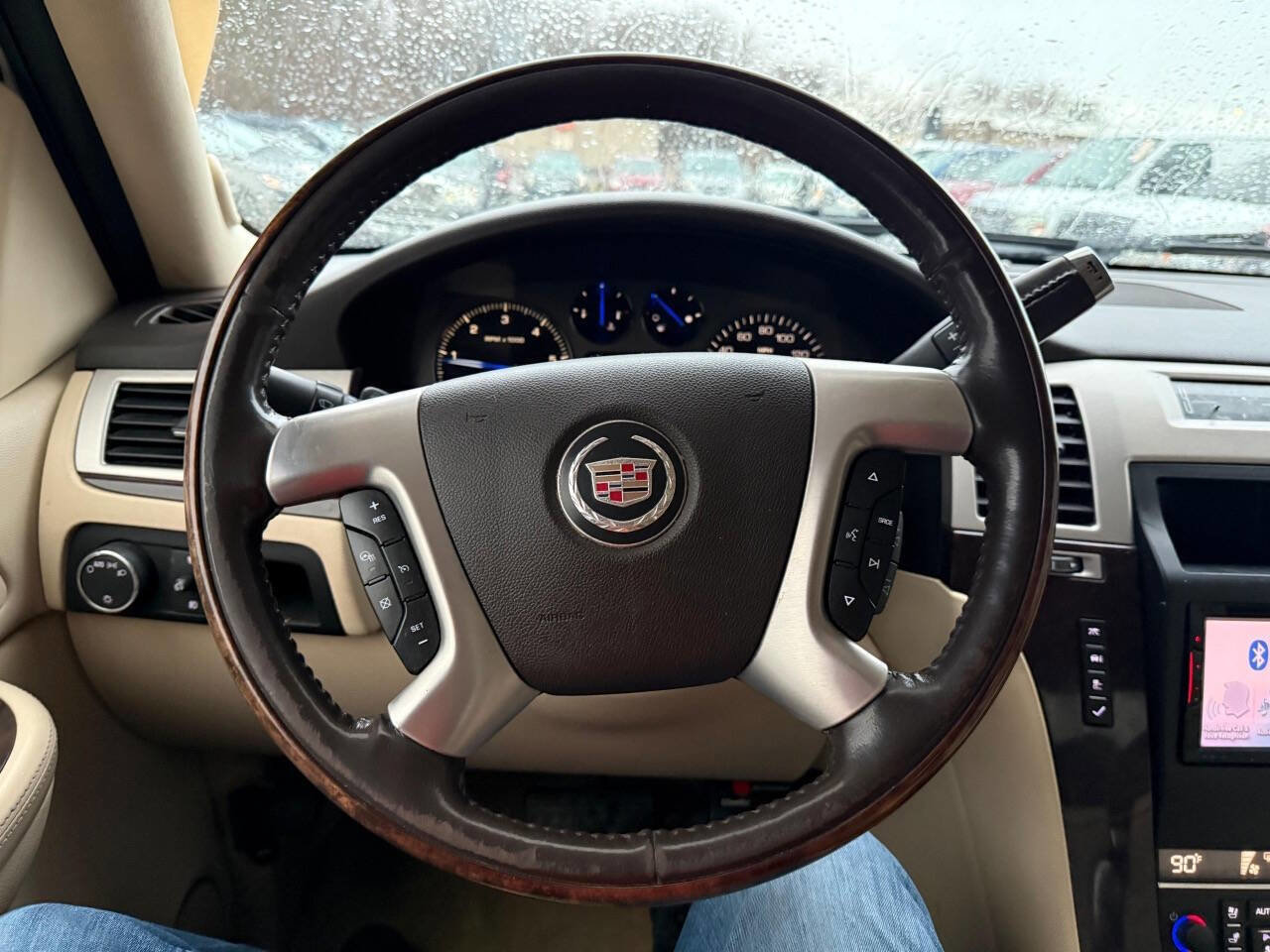 Used 2007 Cadillac Escalade EXT w/ Climate Package image 7