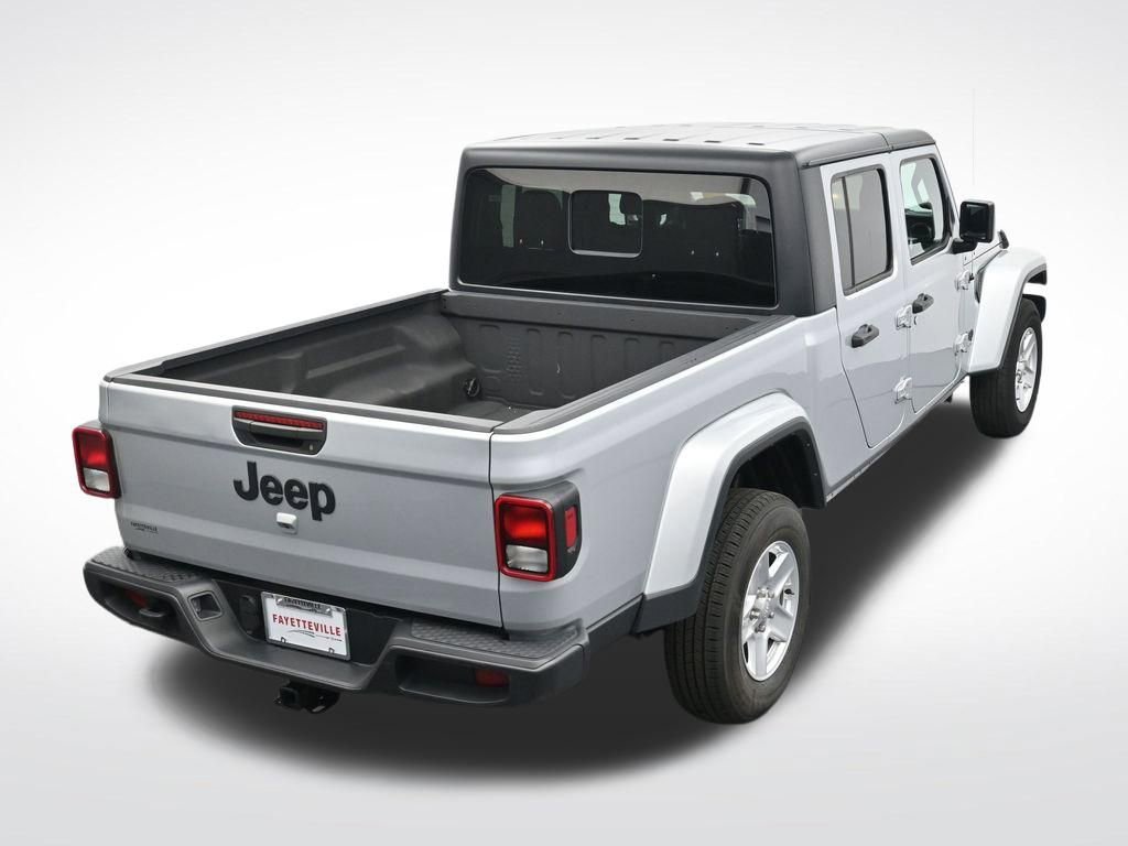 Used 2023 Jeep Gladiator Sport AWD/4WD image 22