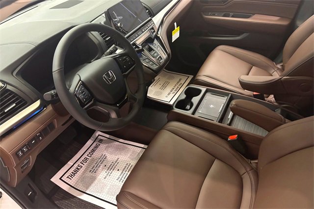 New 2026 Honda Odyssey Touring image 5