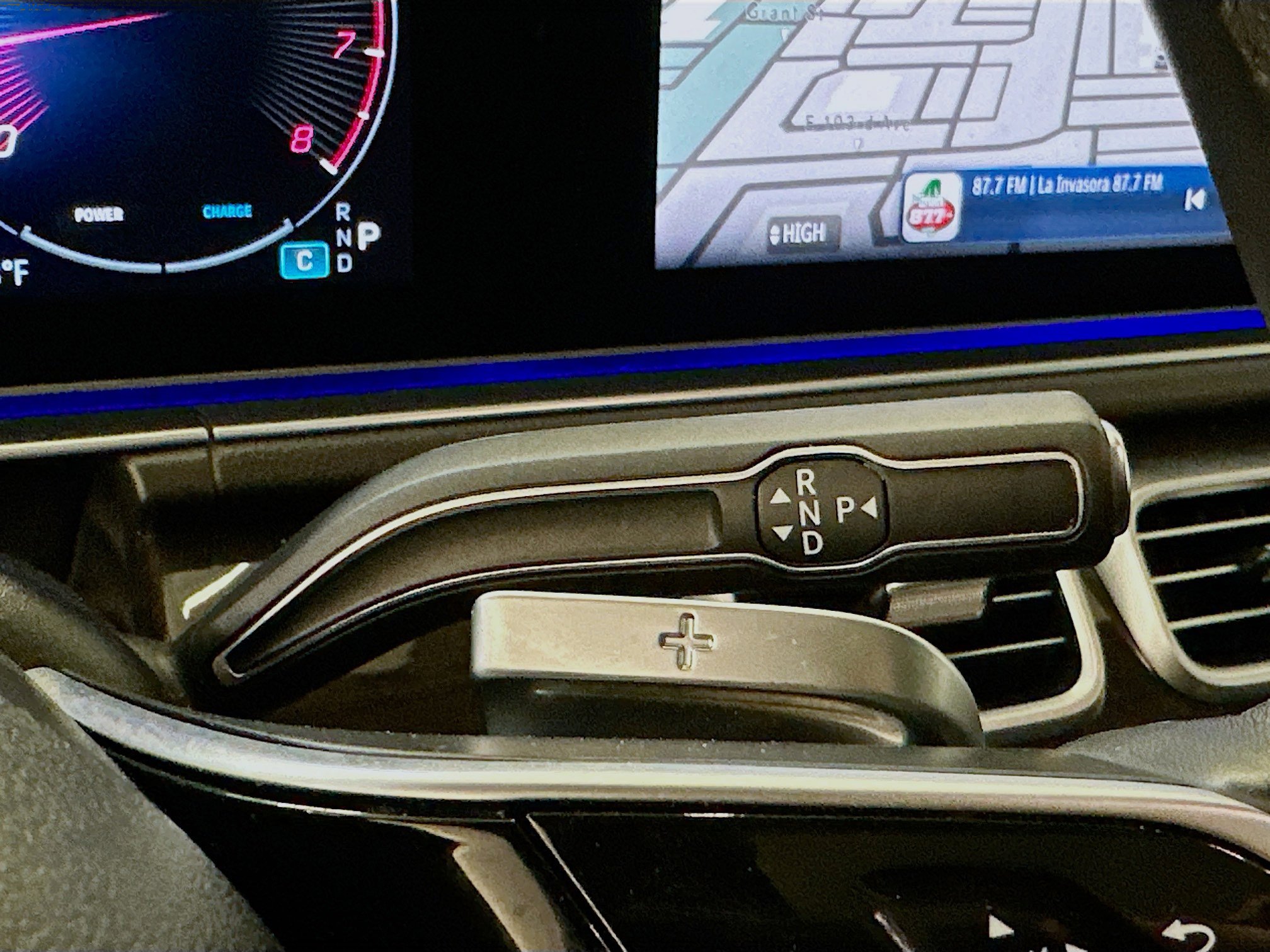 Used 2024 Mercedes-Benz GLE 350 4MATIC w/ 3rd Row Seat Package image 25