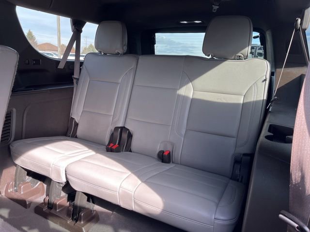 Used 2022 GMC Yukon XL SLT AWD/4WD image 36