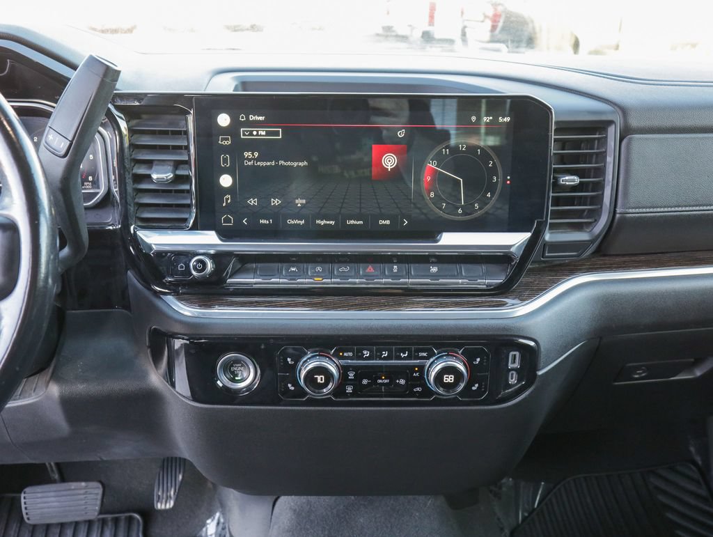 Used 2022 GMC Sierra 1500 SLE AWD/4WD image 18