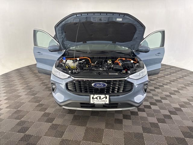 Used 2025 Ford Escape SE w/ PHEV Premium Package FWD image 13
