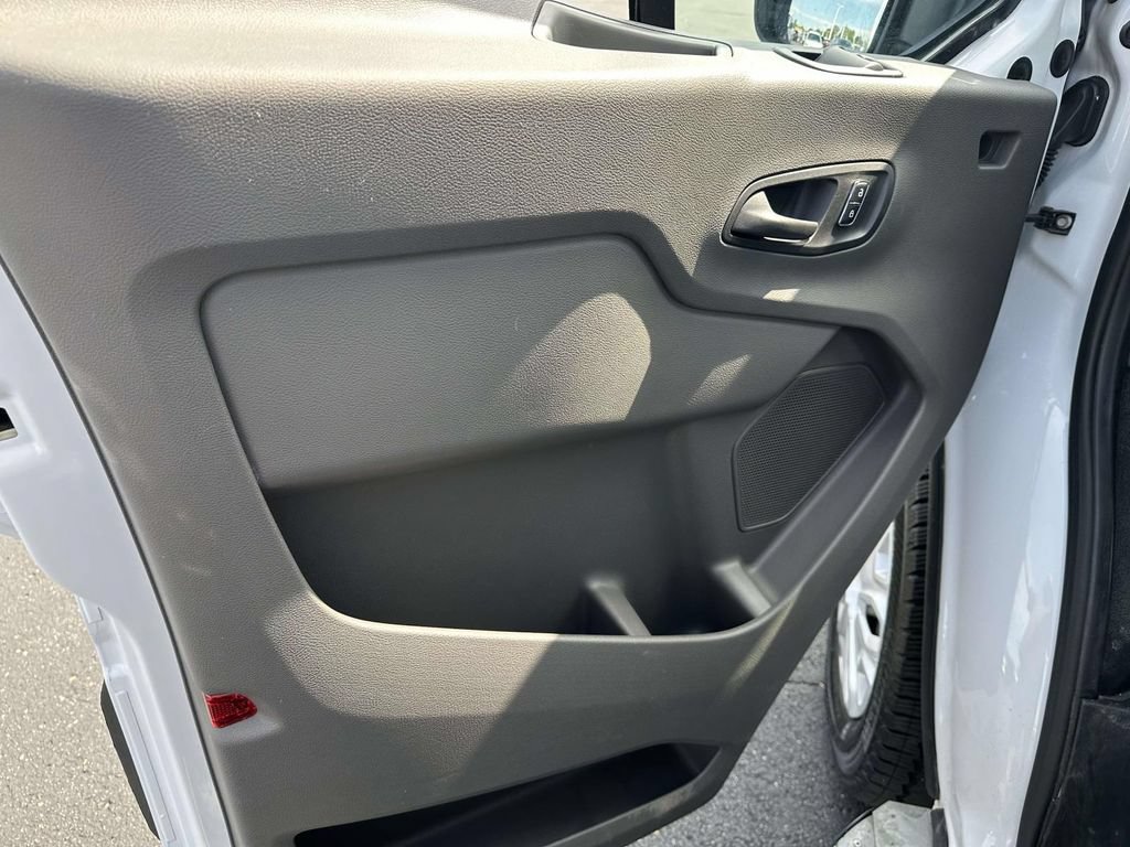 Used 2025 Ford Transit 250 Low Roof w/ Exterior Upgrade Package RWD image 9