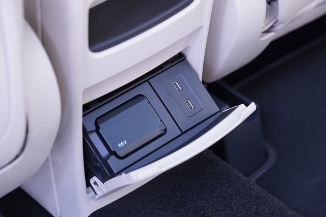 New 2026 Mercedes-Benz GLB 250 4MATIC image 24