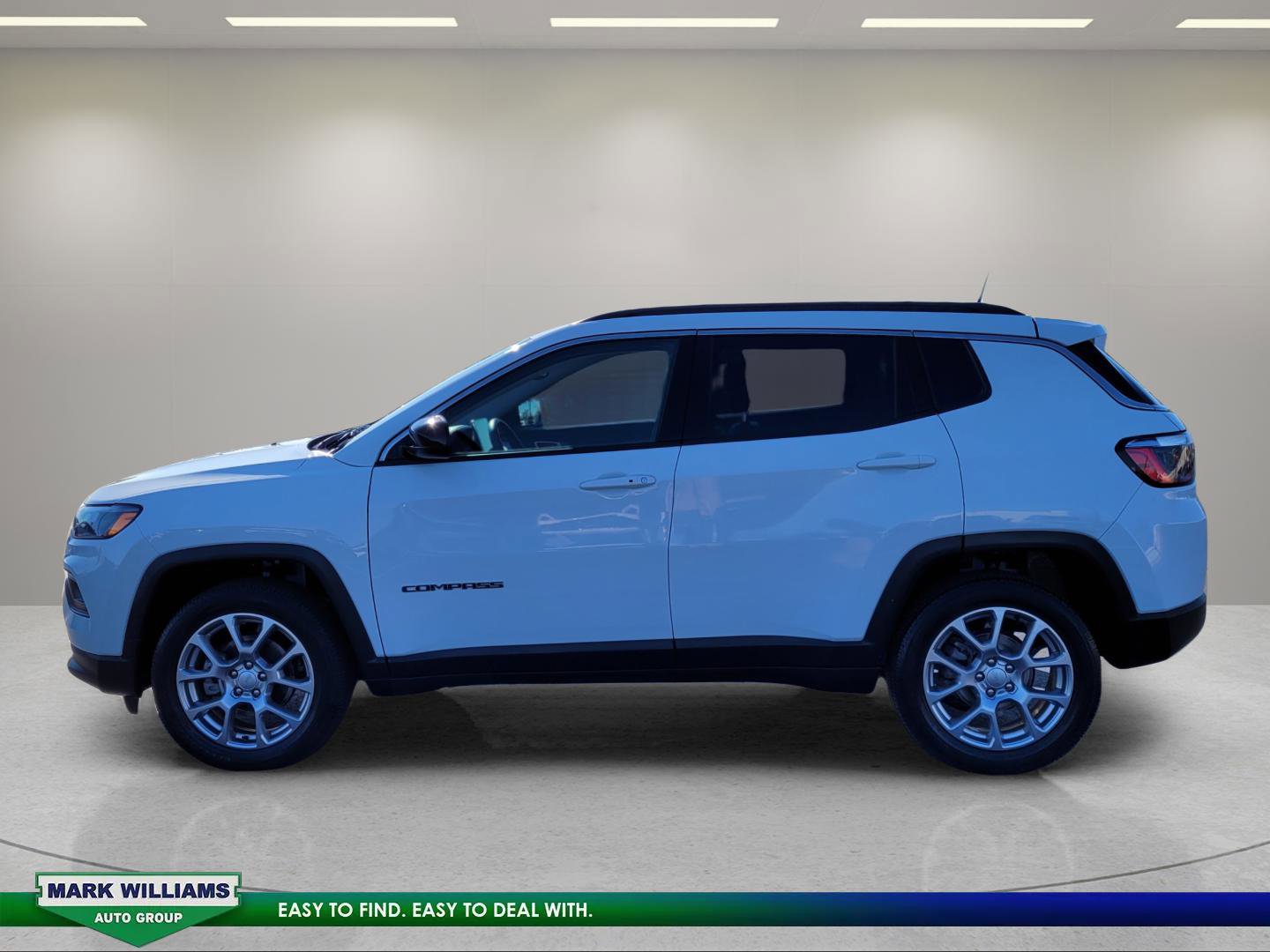 Used 2022 Jeep Compass Latitude AWD/4WD image 7
