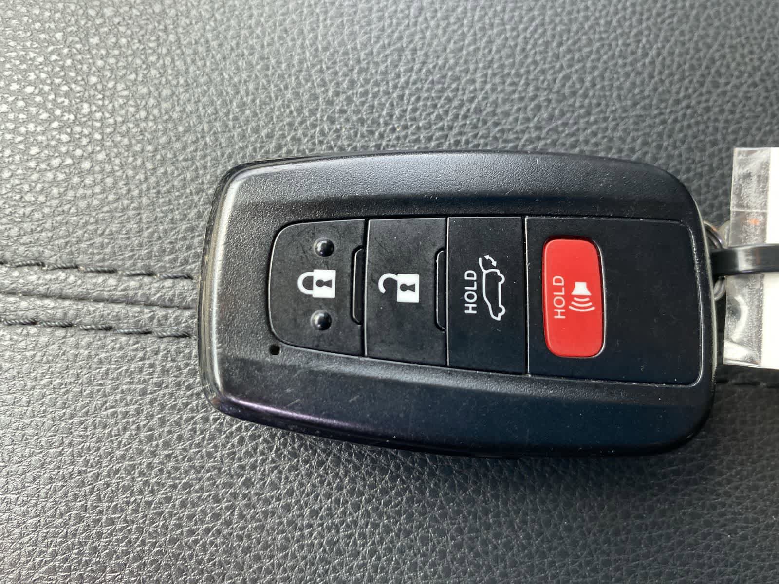 Used 2021 Toyota RAV4 XLE Premium AWD/4WD image 49