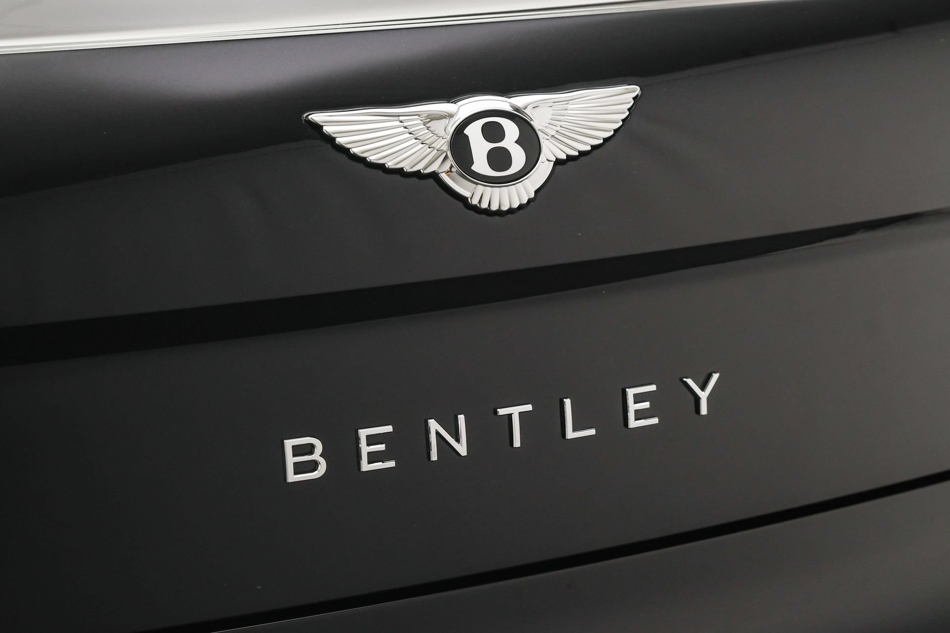 New 2026 Bentley Flying Spur Plug-In Hybrid AWD/4WD image 24