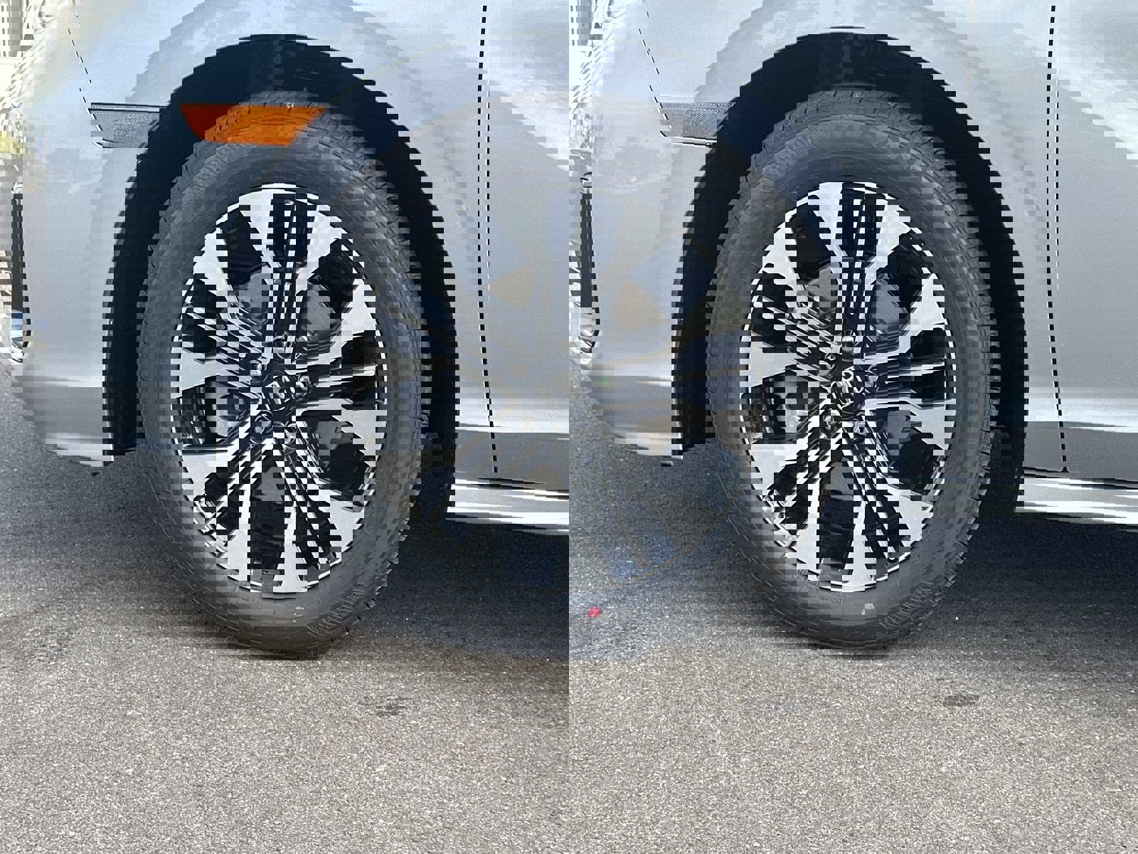 New 2026 Honda Odyssey Elite image 26