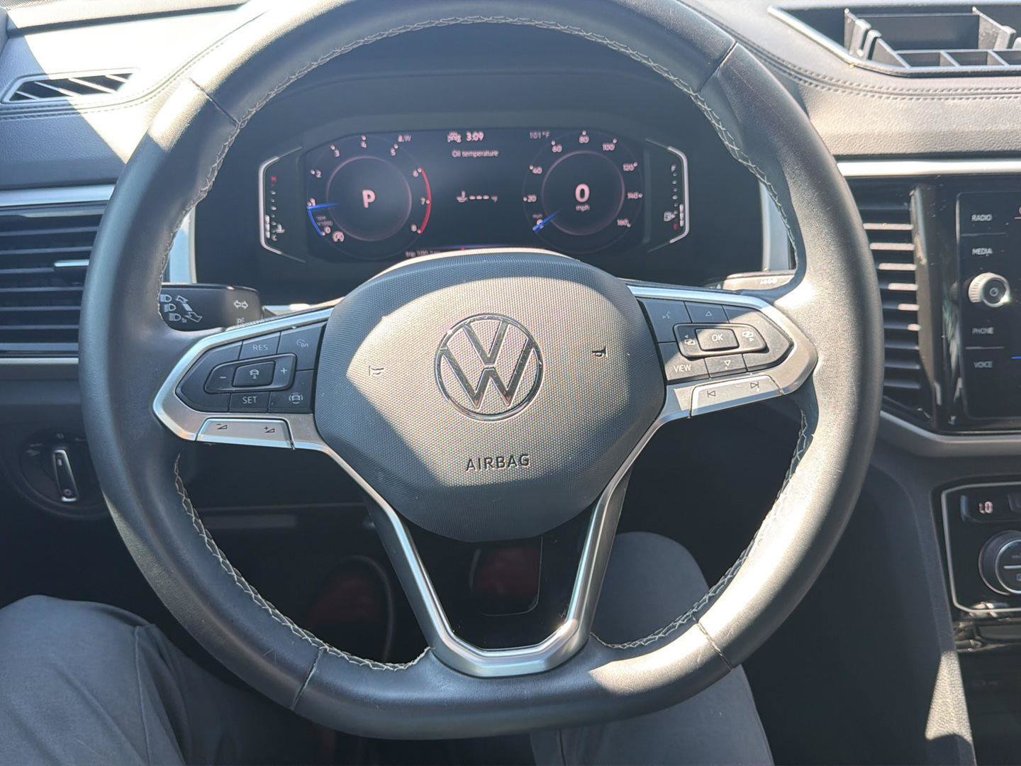 Used 2023 Volkswagen Atlas Cross Sport SE w/ Panoramic Sunroof Package FWD image 25