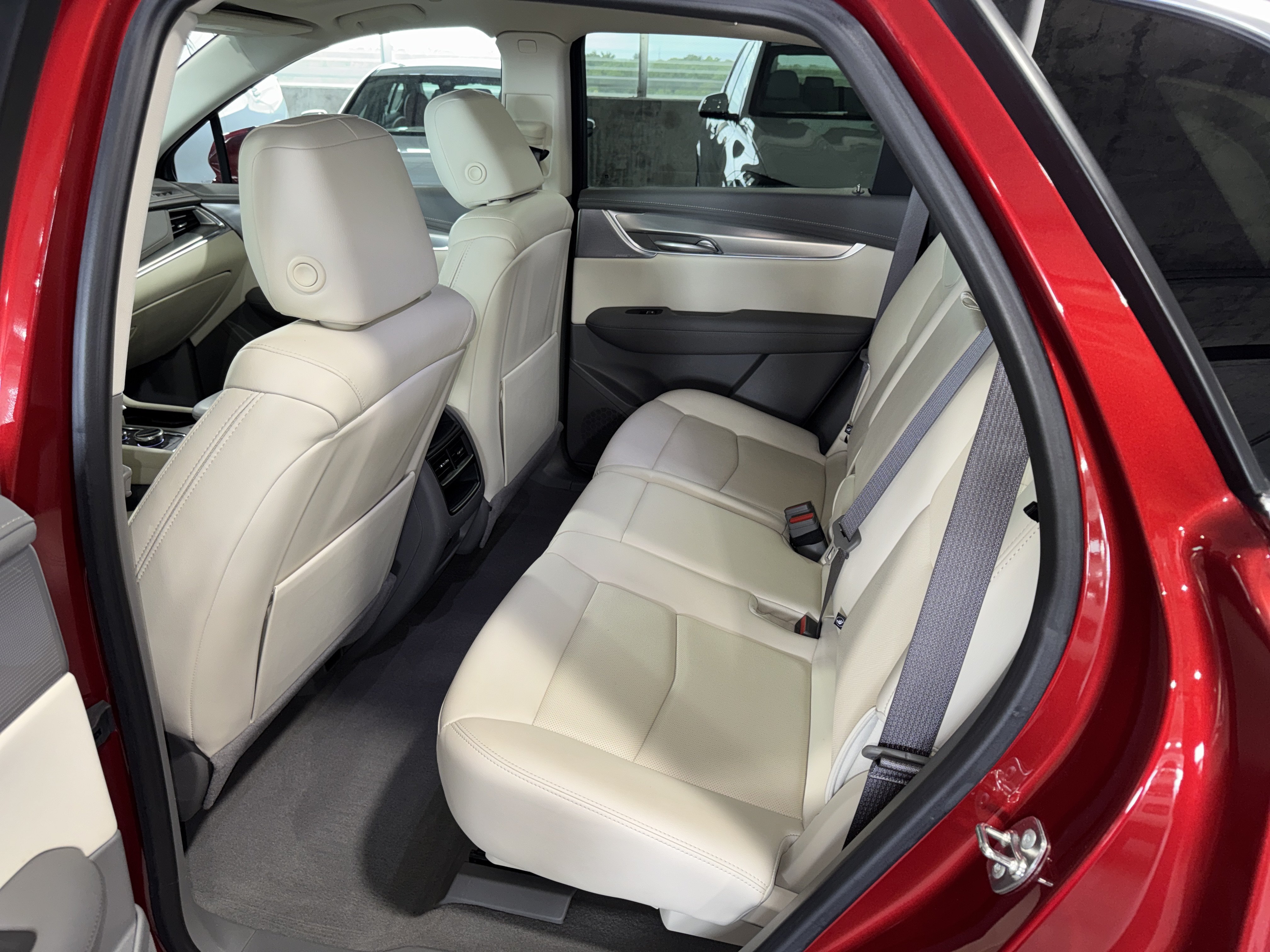 Used 2024 Cadillac XT5 Premium Luxury FWD image 15