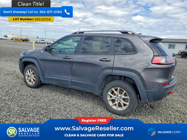 Used 2020 Jeep Cherokee Trailhawk AWD/4WD image 3