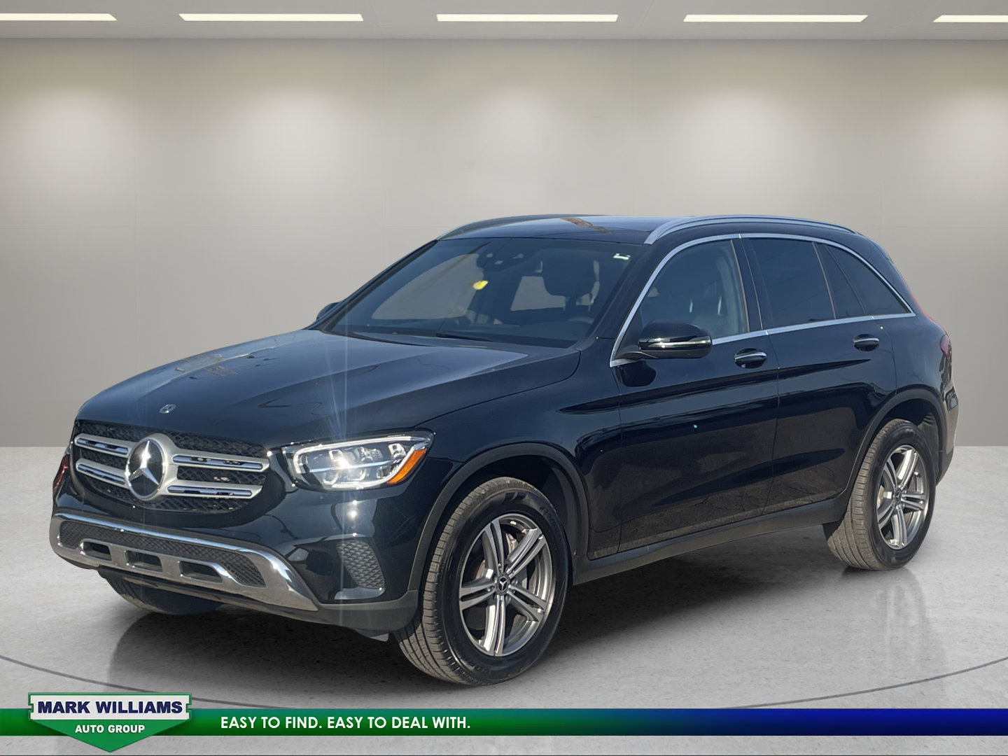 Used 2020 Mercedes-Benz GLC 300 4MATIC image 2