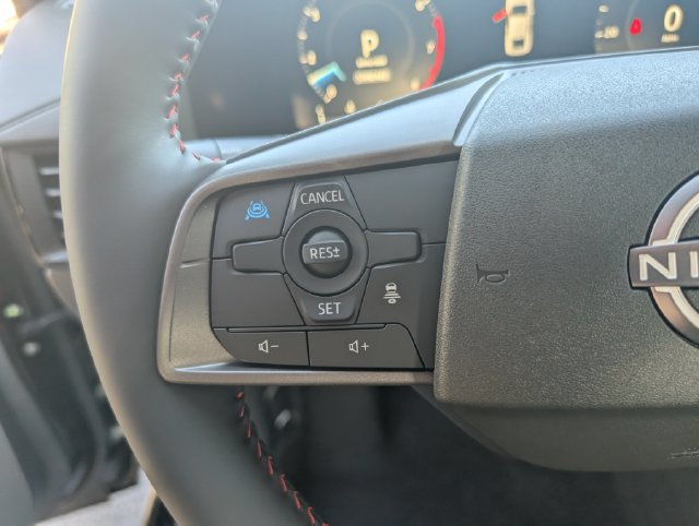 New 2027 Nissan Sentra SR w/ SR Premium Package FWD image 17