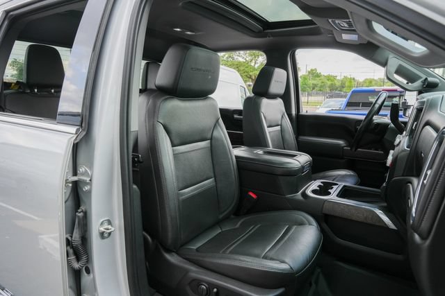 Used 2020 GMC Sierra 3500 Denali w/ Denali Ultimate Package AWD/4WD image 36