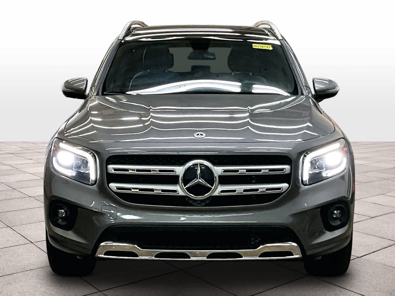 Used 2023 Mercedes-Benz GLB 250 4MATIC image 3
