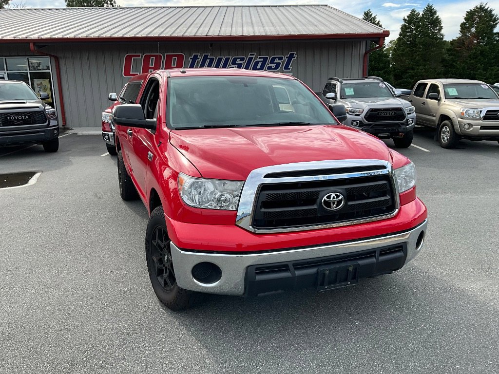 Used 2013 Toyota Tundra 4x4 Regular Cab Long Bed w/ SR5 Pkg image 1