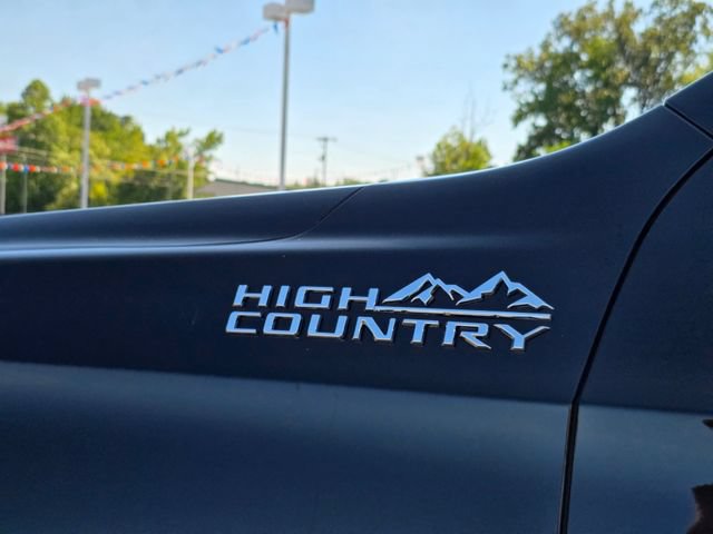 New 2026 Chevrolet Tahoe High Country AWD/4WD image 7