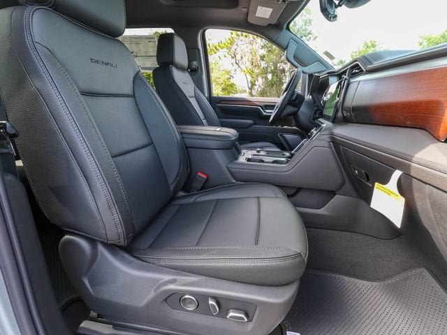 New 2026 GMC Sierra 2500 Denali w/ Denali Reserve Package AWD/4WD image 24