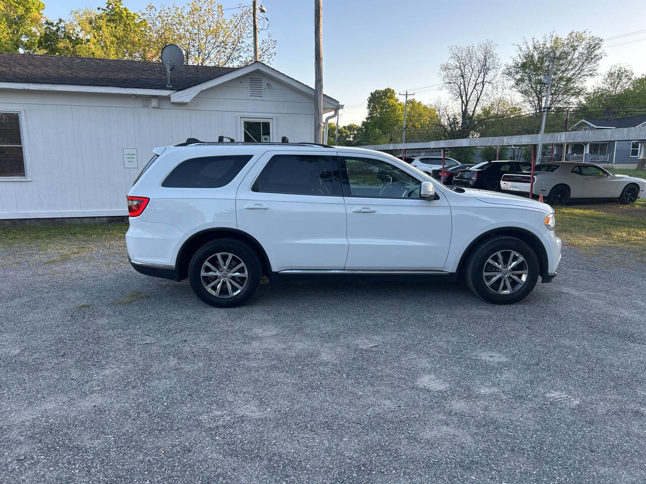 Used 2016 Dodge Durango Limited w/ Nav & Power Liftgate Group RWD image 6
