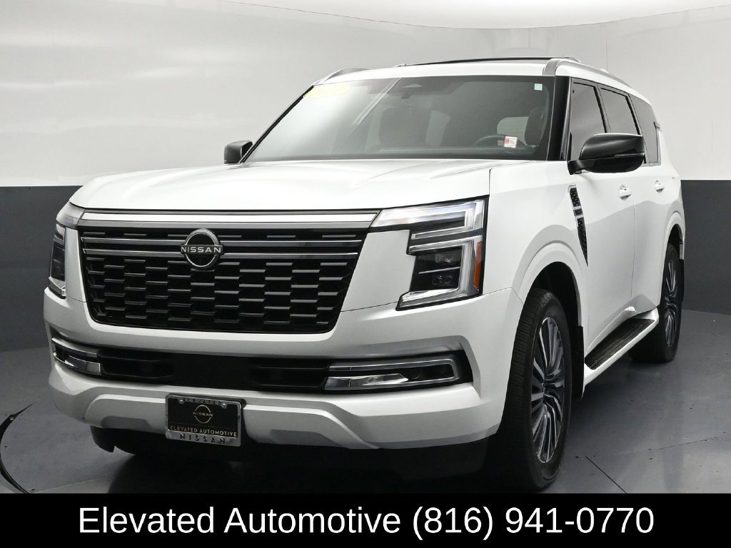 Used 2025 Nissan Armada Platinum Reserve AWD/4WD image 3