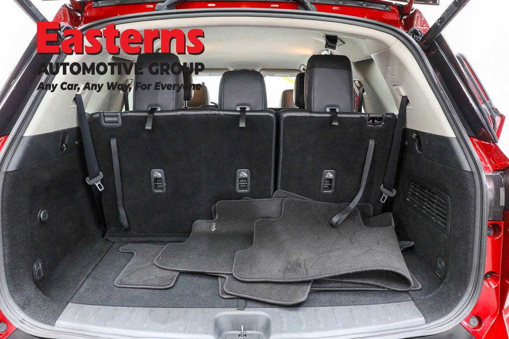 Used 2022 Nissan Pathfinder SL image 9