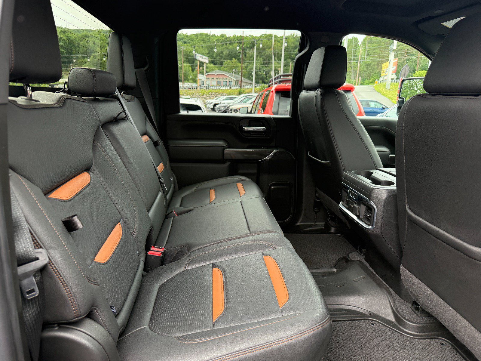 Used 2022 GMC Sierra 2500 AT4 w/ Snow Plow Prep/Camper Package AWD/4WD image 22