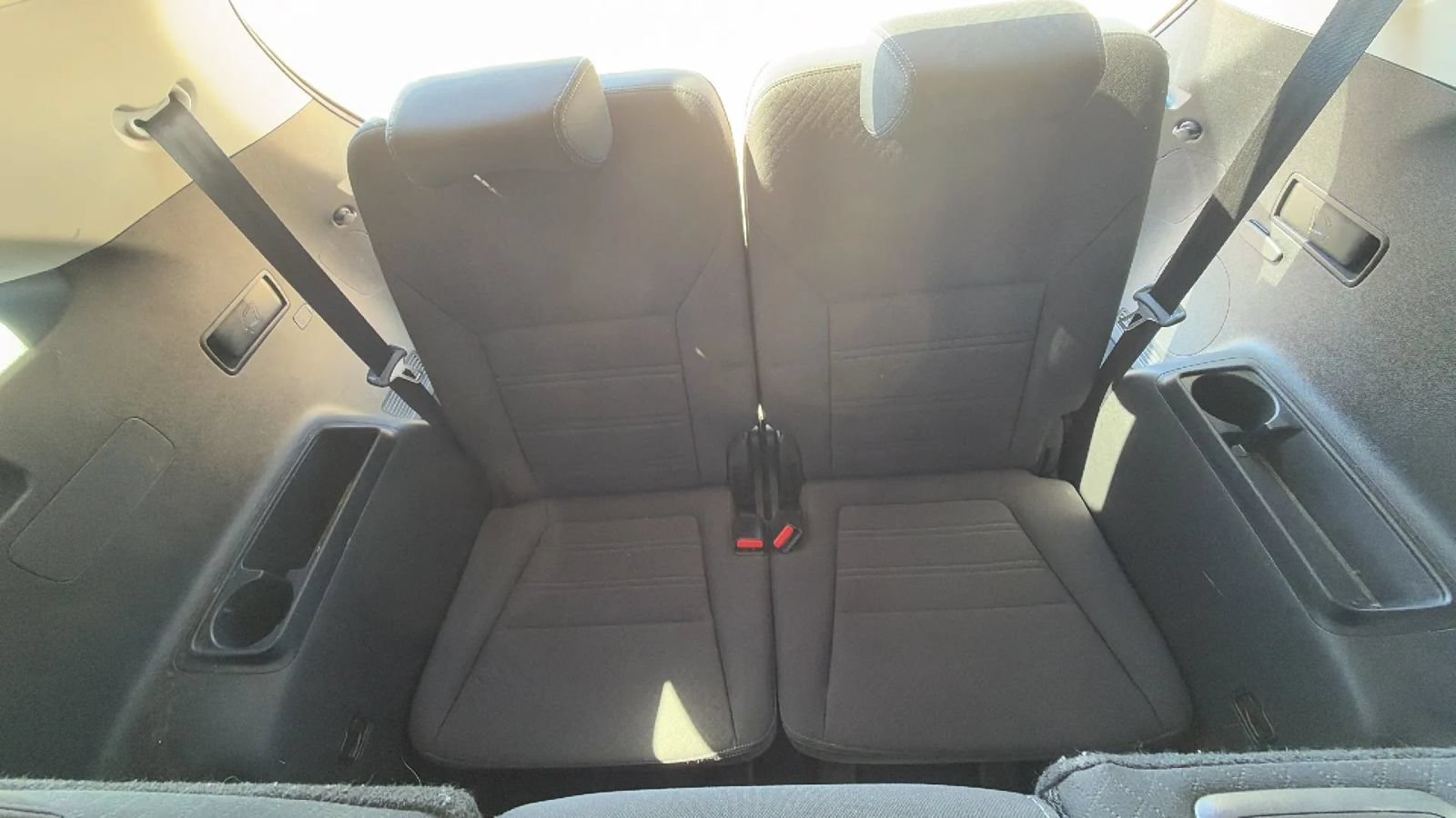 Used 2020 Kia Sorento LX FWD image 35