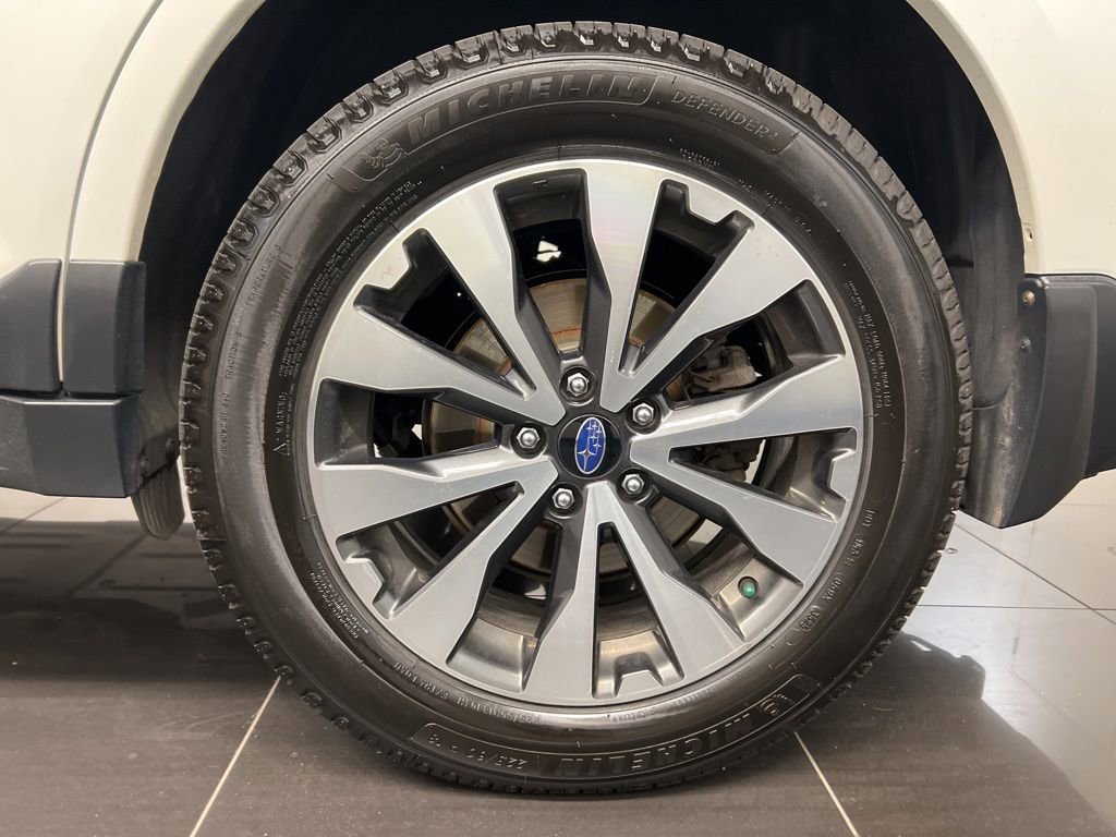Used 2017 Subaru Outback 2.5i Limited image 7