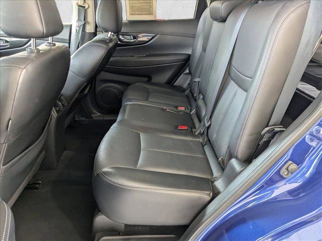 Used 2018 Nissan Rogue SL FWD image 18