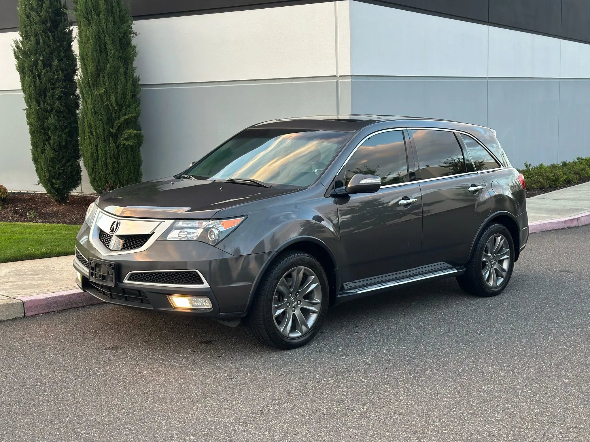 Used 2010 Acura MDX w/ Advance & Entertainment