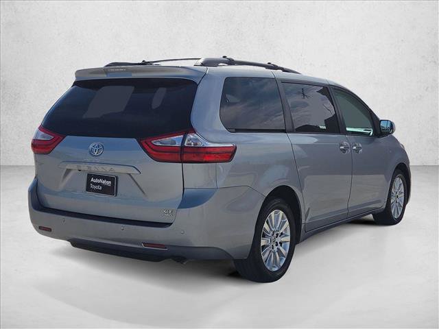 Used 2016 Toyota Sienna XLE w/ XLE Navigation Package AWD/4WD image 5